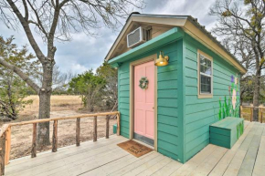 Prairie Rose Tiny House with Fire Pit and Grill